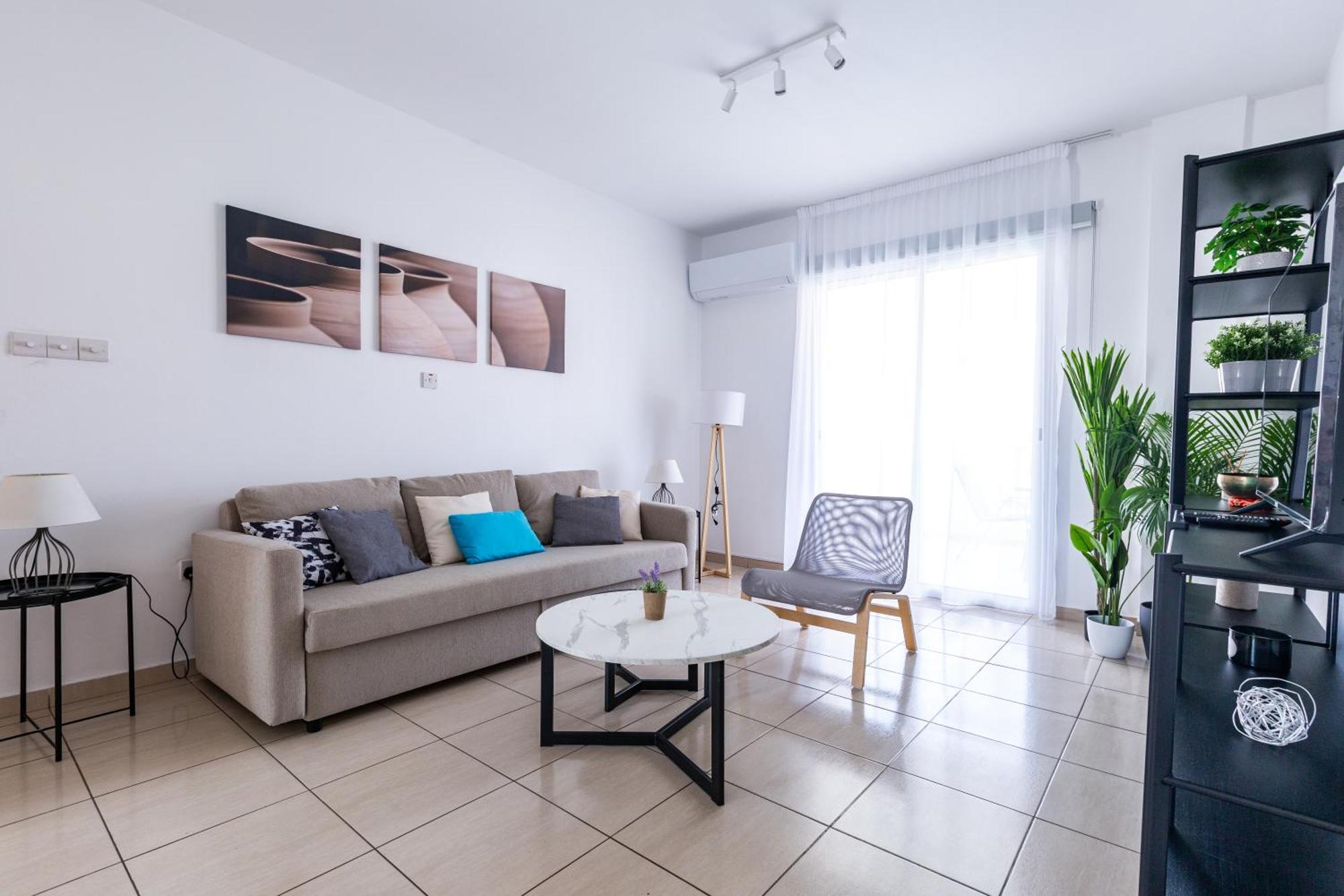 Beautiful 2 Bed Apartment In Paphos Cyprus Ngoại thất bức ảnh