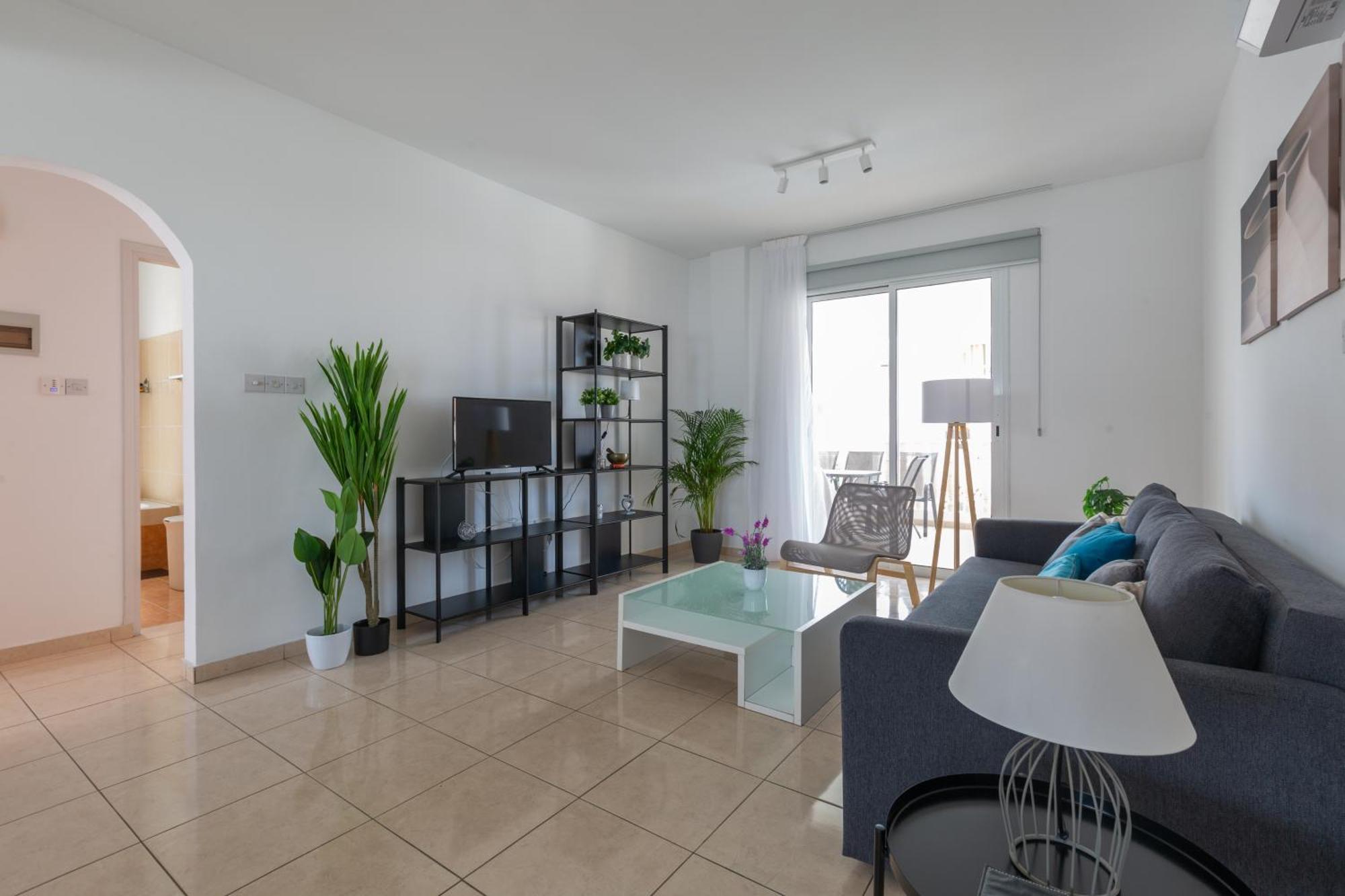 Beautiful 2 Bed Apartment In Paphos Cyprus Ngoại thất bức ảnh